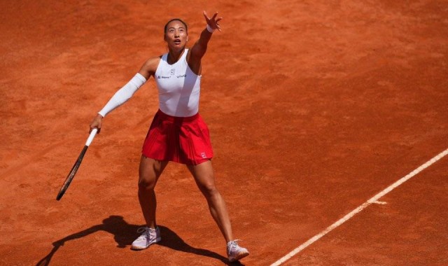 郑钦文罗马第4轮赛程出炉：继续凌晨时分出战，对决前美网冠军