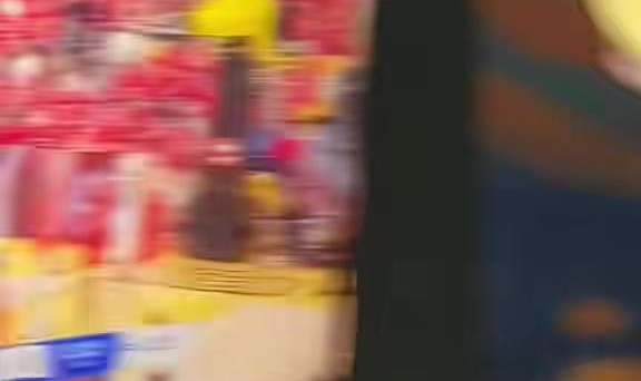 j9九游会官方登录😁美女主持金佳悦晒与郭艾伦的同框照 网友纷纷起哄说在一起