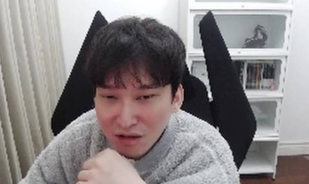 九游会j9官网真人游戏第一品牌白色月牙:LPL一直缺中单Knight永远是独一档 国产教练舆论太差了