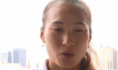 j9九游真人游戏第一品牌登录入口郑钦文谈被爆冷:关键分没处理好 把身体恢复好再进行下一站比赛
