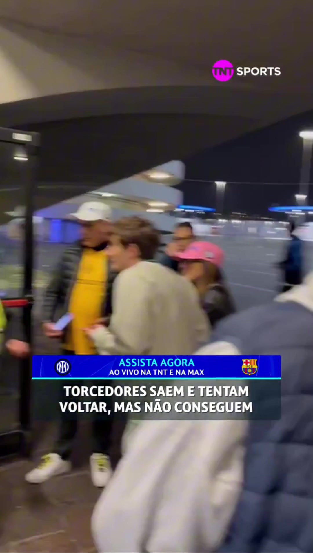 ag九游会亚洲真人第一品牌国米球迷提前离场后想回去被拦住，亨利：拦得好，这算什么球迷